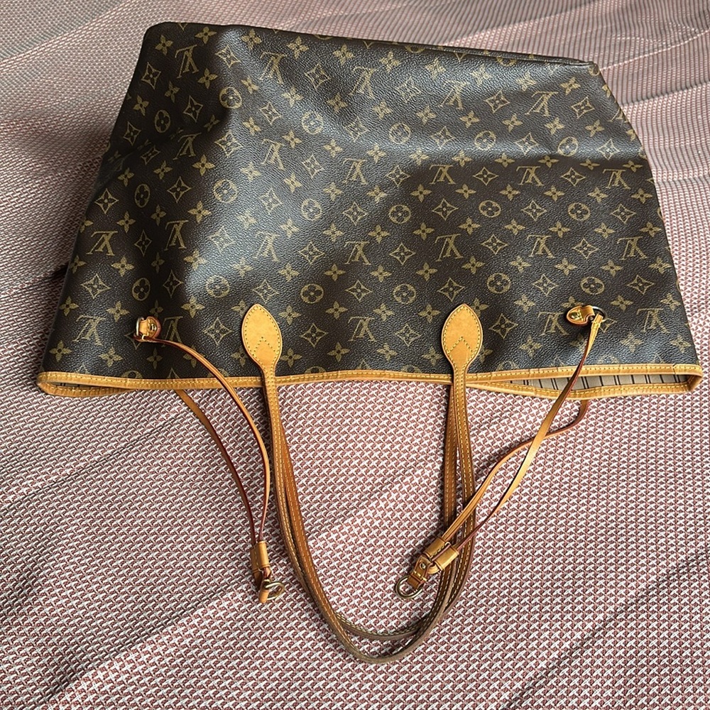 Louis Vuitton Neverfull GM - Picture 4 of 15